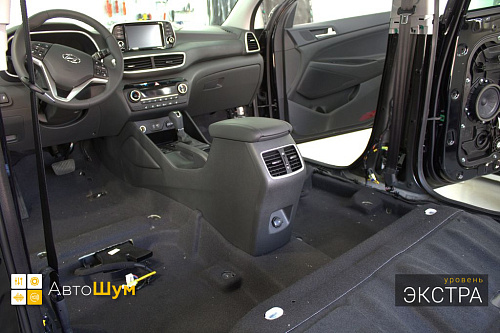 Грязный ковёр Хендай Туксон