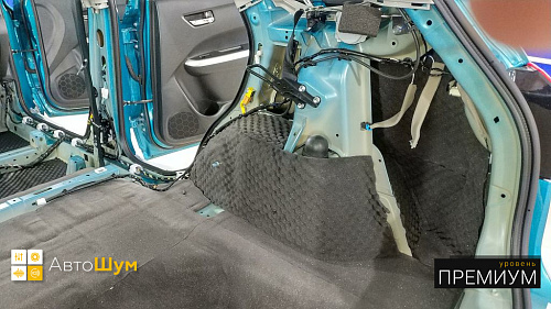 Шумоизоляция крыльев и арок Suzuki Vitara