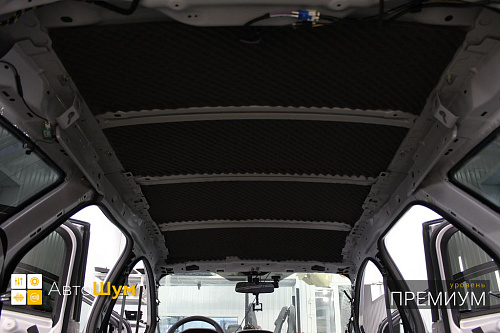 Поверх виброизоляции клеим шумопоглотитель Шумофф Absorber А15.