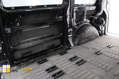 Шумоизоляция арок Volkswagen Caravelle