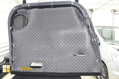 Шумоизоляция дверной обшивки Хонда Стэпвэгон