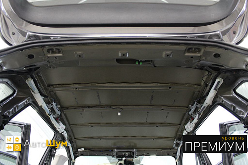 удаляем штатную шумоизоляцию на крыше Ниссан Кашкай