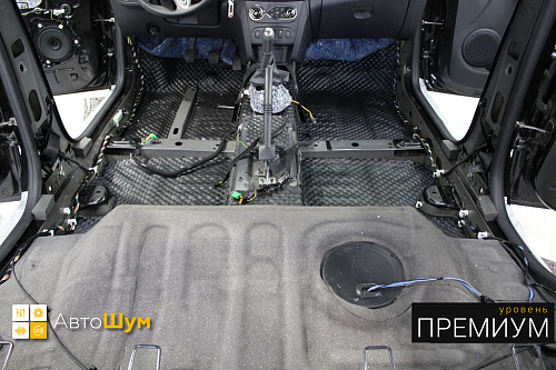 Шумоизоляция пола Рено Сандеро