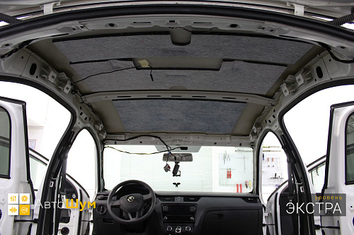 Штатная шумоизоляция крыши Шкоды Октавии