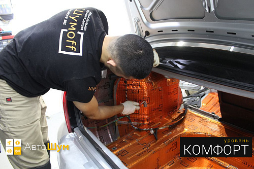 Клеим Шумофф М4 на арки Лады Приоры