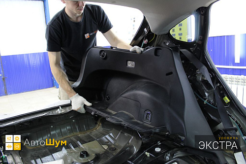 Разбираем багажник Субару ХВ