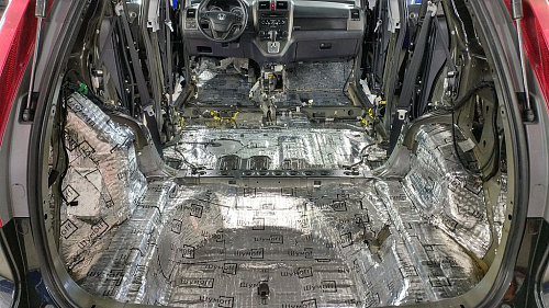 Виброизоляция багажника Хонды СРВ