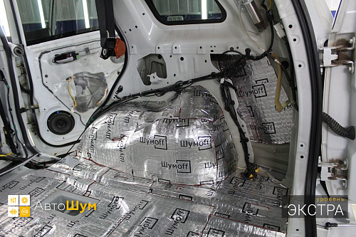 Виброизоляция арок Сузуки Гранд Витары.