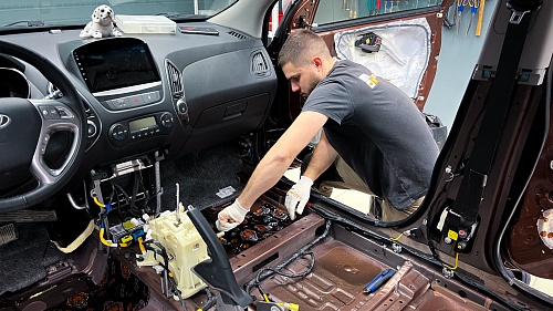 Виброизоляция пола Хендай Ай Икс 35