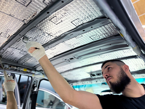 Виброизоляция крыши Тойота Камри