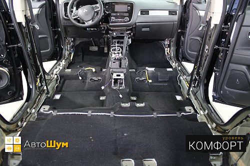 Чистый ковер Митсубиси Аутлендер GF.