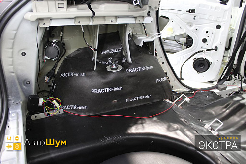 Шумоизоляция багажника Лада Х-Рей