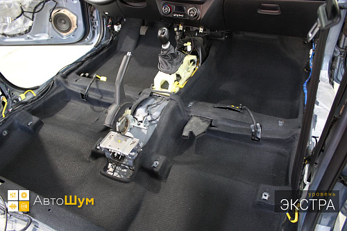 Пылесос ковра Киа Рио