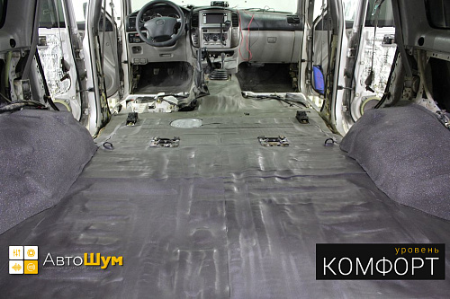 Шумоизоляция багажника Тойоты Ленд Крузер.