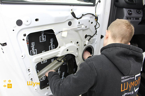 Второй слой шумоизоляции двери Шумофф Комфорт 6 для Пежо Эксперт