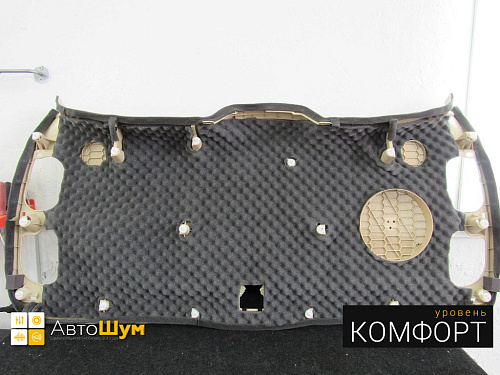 Шумоизоляция обшивки пятой двери тойоты Хайлендер.