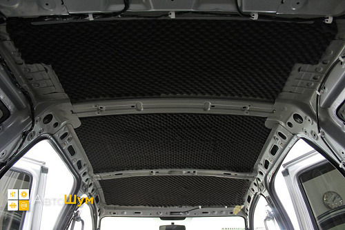 Поверх виброизоляции клеим шумопоглотитель Шумофф Absorber А15.