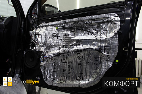 Шумо и теплоизоляция дверей Митсубиси Аутлендер XL.