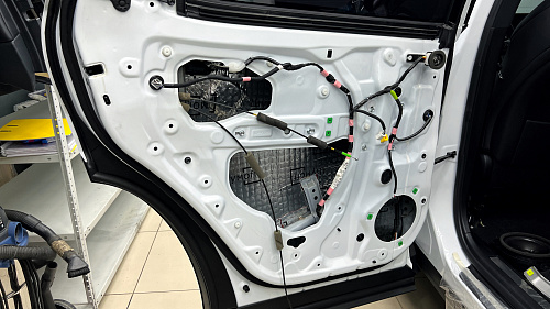 Виброизоляция дверей Лексус РХ