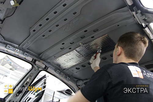 Клеим Joker на крышу Мазды 6