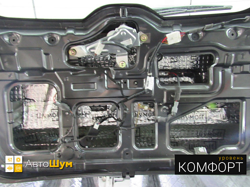 Виброизоляция пятой двери Хавтай Болигер.