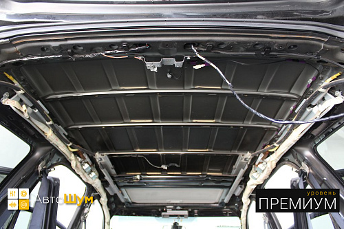 Штатная шумоизоляция крыши Митсубиси Аутлендер ХЛ.