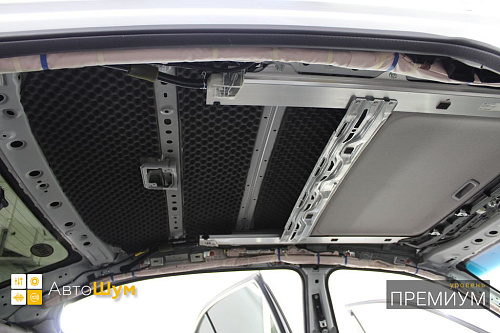 Поверх виброизоляции клеим шумопоглотитель Шумофф Absorber А15.