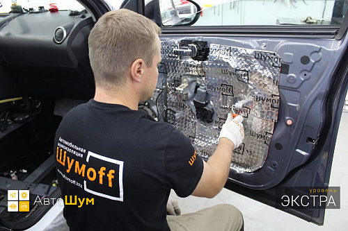 Оклеиваем технологические отверстия двери Ниссан Кашкай Джи10