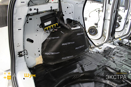 Клеим Практик Финиш на арки Форд Куга