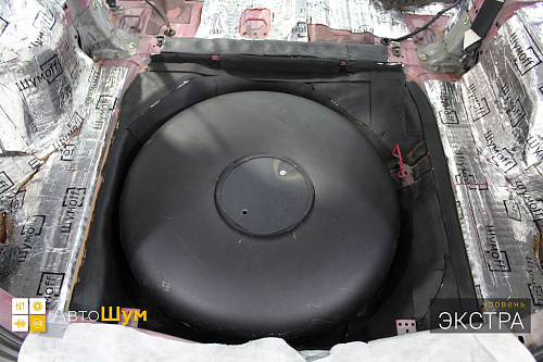 виброизоляция багажника Хонды ЦРВ