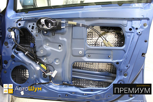 Виброизоляция дверей Ниссан Ноут