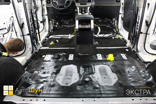Шумоизоляция пола Тойоты Ленд Крузер Прадо 150