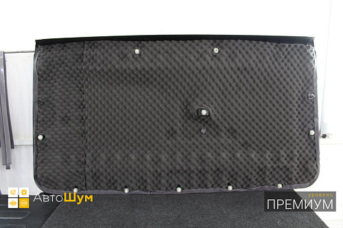 Шумоизоляция обшивки пятой двери УАЗ Патриот