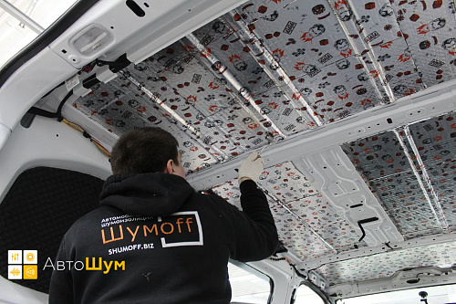 Оклейка крыши Шумофф Joker