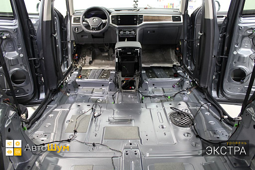 Штатная шумоизоляция пола Фольксваген Терамонт