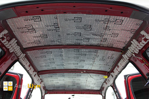 Клеим виброизоляцию Тойота Функарго