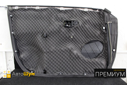 Шумоизоляция дверной обшивки Тойоты камри Xv40.