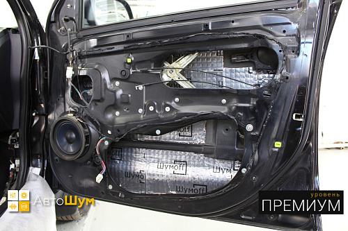 Виброизоляция дверей Митсубиси Аутлендер ХЛ.