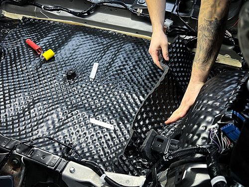 Шумоизоляция багажника Инфинити ФХ35