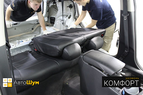 Разбираем салон Ниссан Кашкай J11.