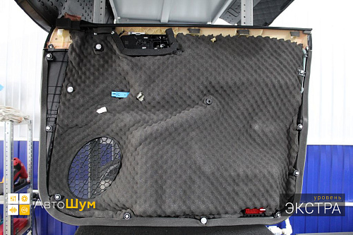 Шумоизоляция дверной обшивки