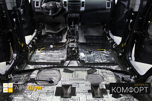 Виброизоляция пола Митсубиси Аутлендер XL.