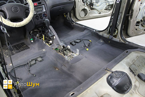 Чистый ковёр Хендай Элантра