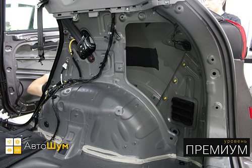 Штатная шумоизоляция арок Хендай Туссан