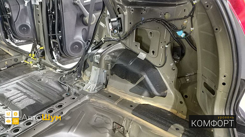 Штатная шумоизоляция арок Хонды СРВ