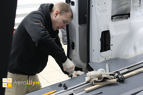 Разбор салона Пежо Эксперт