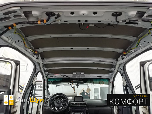 Шумо и теплоизоляция крыши Мазды 3