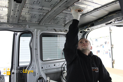 Виброизоляция крыши Хонда Стэпвэгон