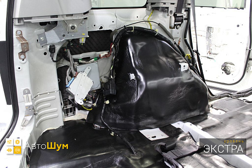 Шумоизоляция арок Хонды Пилот