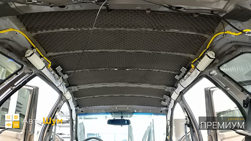 Поверх виброизоляции клеим шумопоглотитель Шумофф Absorber А15.